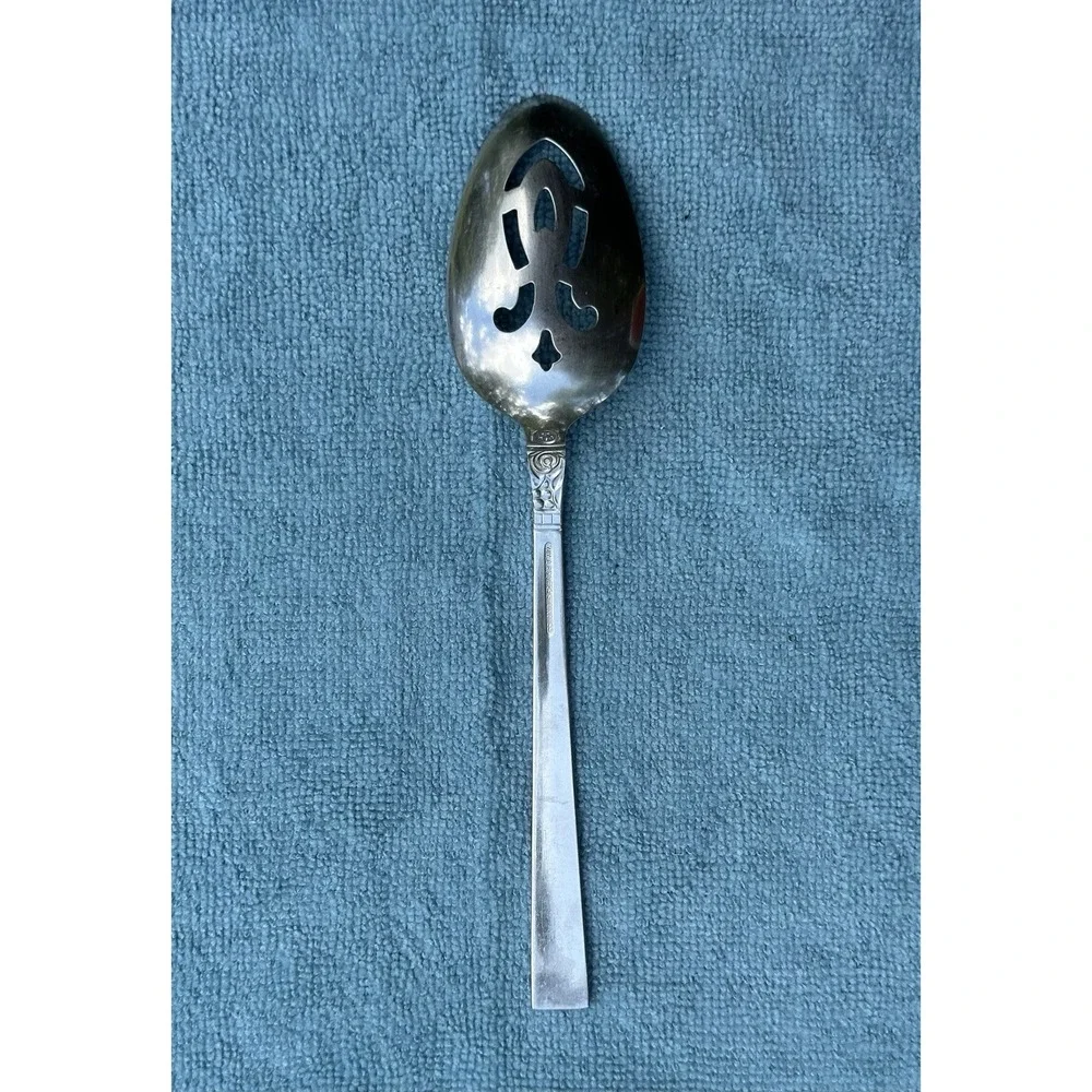 Oneida LTD Brookwood Pierced Serving Spoon Stainless Slotted Vegetable Spoon